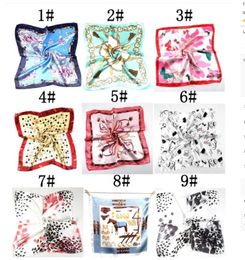 10 stuks zomer herfst en winter sjaals, vrouwelijke imitatie, veelzijdig, professioneel klein vierkant, fabrikanten groothandel, Hangzhou zijde, sjaal