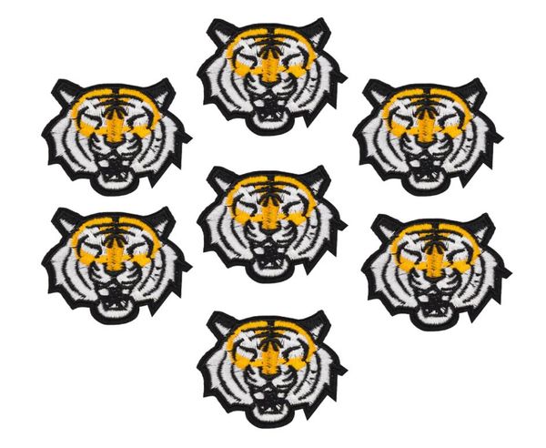 10 PCS Tiger Patches Badge Animal pour vêtements Fer Broidered Patch Applique Iron Coue sur Patches Couture Accessoires pour vêtements9967057