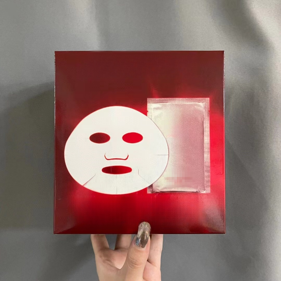10 pezzi di maschera facciale di marca Natural Silk Invisibile Maschera idratante e riparazione