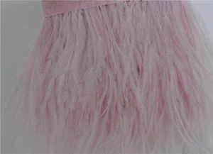 Adorno de plumas de avestruz rosa claro, 10 yardas, adorno de plumas con flecos en cabecera de satén de 56 pulgadas de ancho para decoración de vestido, 4800060