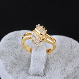100% 14K Gold Diamond Charm de dame pour femmes Bohême Engagement irrégulier Aros Mujer Oreja 14 K bijoux en or 240422
