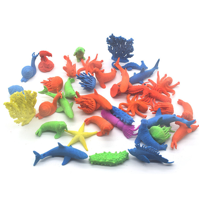 100/20/10pcs Crescendo em água de água a granel Creature Sea Toys Magic Toys Mergulhe a água para inchar os brinquedos de dinossauros absorver a água maior