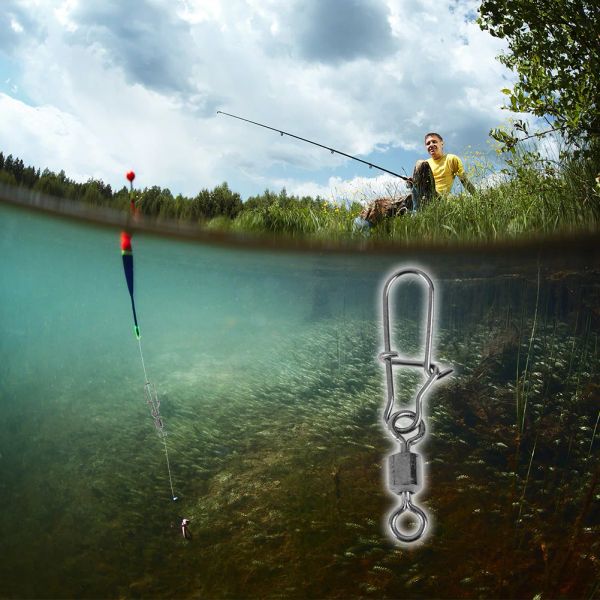 100 / 50pcs de pêche émeutiers et carabiner liée à poisson connecteur de pêche pivotant métal instantané accessoires de pêche à la carpe pivotante