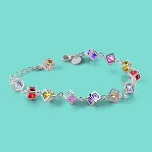 100% 925 Bracelets de manchette en cristal de couleur de couleur sterling Bracelets Bracelets pour femmes Jielts de charme Fashion Accessoires de Noël Cadeau 240423