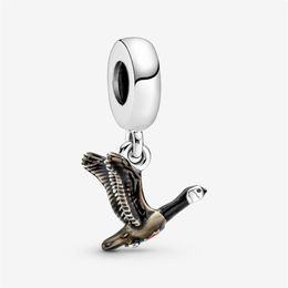 100% 925 Sterling Silver Flying Goose Feuille d'érable Dangle Charms Fit Original Bracelet à breloques européen Mode Femmes Mariage Engage355j