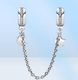 100% 925 Silver Silver Half Moon and Star Safety Chain Charms Fit Original European Charm Bracelet Fashion Women Engagement de mariage Bijoux Accessoires 7184075