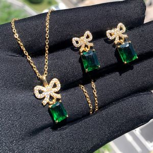 100% 925 argent sterling micro pave carré vert cz élégant collier pendant pour femmes bijoux de tendance de fête d'anniversaire