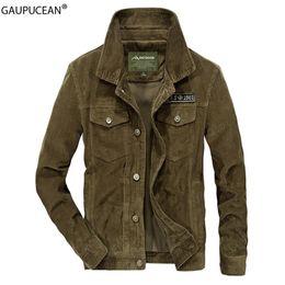 100% katoen corduroy mannen jas lente herfst winter zakken heren groene mannelijke mode effen kleur militaire bomber man jassen LJ201013