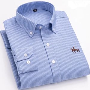 100% Katoen Oxford Shirts voor Heren Lange Mouw Embroedered Paard Vrije tijd Zonder Zak Plaid Effen Gestreepte Jurk Plus 6XL 240328