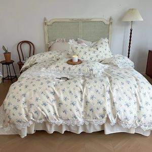 100% algodón Vintage francés patrón floral princesa 4 piezas juego de cama volantes cama falda edredón funda de edredón funda de almohada de lino 240112