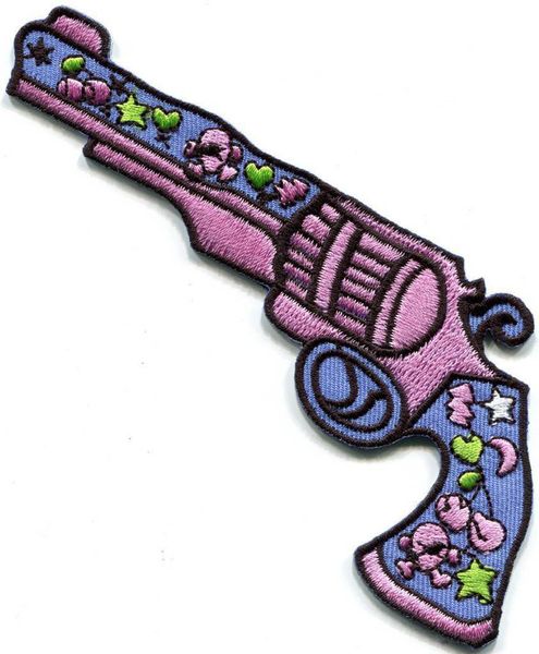 Livraison gratuite 100% points de broderie Love Gun flower power hippie brodé applique fer sur patch nouveau - T170528