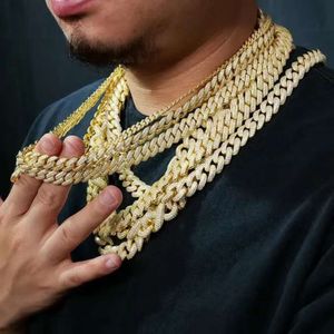 100% réglage fait à la main personnalisé Hiphop Vvs Moissanite diamant glacé 16mm chaîne à maillons cubains 925 bijoux Hip Hop en argent Sterling