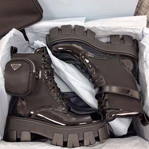 100% cuir 2021 bottes pour femmes de luxe design Martin à lacets Western Snow mode polyvalente LACES semelles épaisses tube court la taille rouge 35-42