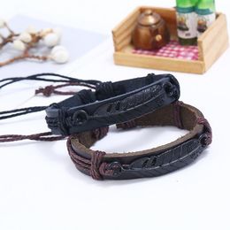 Nieuwe mode 100% lederen armband zwarte veer charme mannen armband legering charmes armband sieraden partij fijne sieraden leer voor unisex