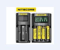 100% NITECORE UM4 Chargeur de batterie de la batterie intelligente Insurance globale Li-ion 18650 21700 26650 écran LCD Chargeur de batterie UM2