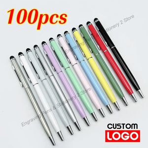 100 stuks 13 kleur metalen 2in1 stylus universele balpen aangepaste tekst graveren kantoor school reclame groothandel 231220