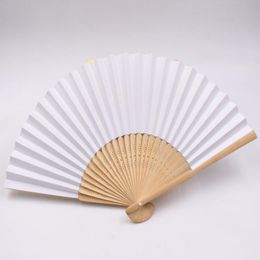 100 stks / partij 21 cm bruiloft witte kleur papier hand fan bruiloft decoratie promotie gunst snelle verzending