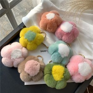 100% Réel Véritable Fourrure De Lapin Fleur Marguerite Pompon Sac Charme Porte-clés Pendentif Voiture Téléphone Porte-clés Cadeau