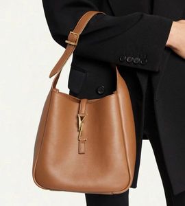 100% echte lederen schoudertassen Designer onderarm emmertas hobo dames koehide bakken dame klassieke luxe handtas met portemonnee in grote capaciteit hoge kwaliteit 2603