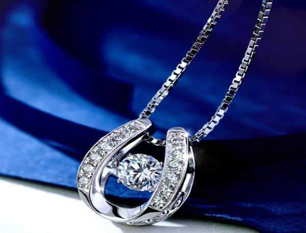 100 reales sólidos 925 Collar de plata esterlina Hermosa Diamante Dancing Cz Stone Strosshoe Colgante para Gift6172743