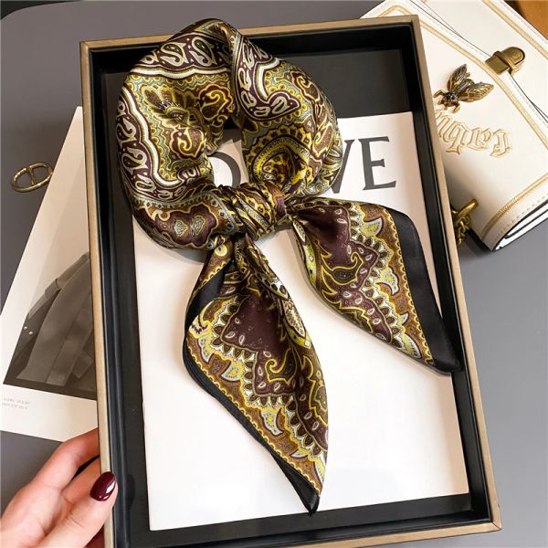 100% Foulard en soie femmes carré Foulard Hijab femme cravate marque impression châle enveloppes poignet tête Foulard Bandana