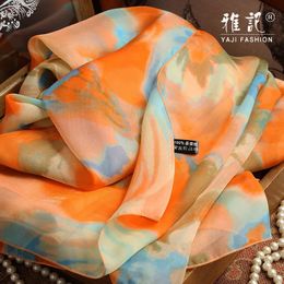 100% Scarfrined femelle femelle douce et élégante Flame jaune Hangzhou Scarf châle long printemps automne d'hiver d'été 240410