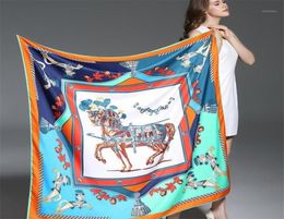 100 Twill Silk Femmes Scarf Europe Design Foulard 130130 cm French Horse Print carré Croquages Fashion Shawls Wraps19476050