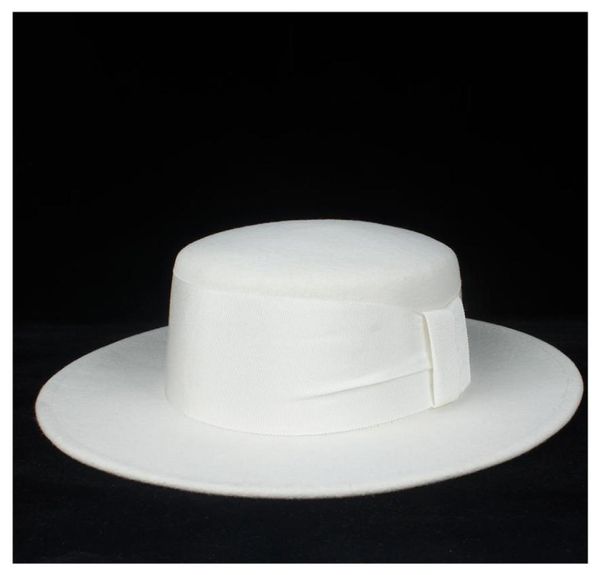 100 femmes en laine White White Plat Top Hat avec ruban blanc Fedora Hat largeur fascinateur Fascinator 5658cm5941064