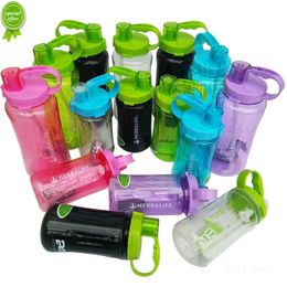 1000/2000 ml hoogwaardige druppel weerstand Handgrip Food Grade Plastic Sport Wandel Klaver Herbalife draagbare waterfles