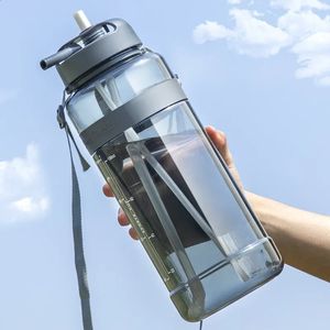 1000 ml 2000 ml bouteille d'eau potable pour le sport avec paille grandes bouteilles sans BPA en plein air grand 1L 2L 3L 240314