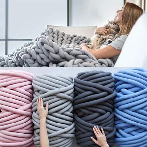 1000g Super Épais Chunky Fil Coton Tube Fil Laine Mérinos Alternative DIY Bras Encombrant Couverture À Tricoter À La Main À Tricoter Spin Fil T200174m