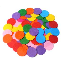 1000 pcs/pack 40 mm kleurrijke ronde niet geweven viltcirkelblokken voor doe -het -zelf knutselen babymeisjes bloemenachterhaar haaraccessoires
