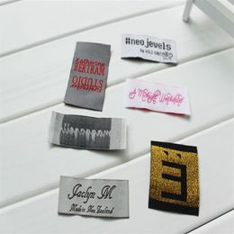 1000 piezas / lote etiquetas de ropa tejidas etiquetas de cuello personalizadas y etiquetas sin corte en roll226x