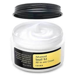 100G COSRXS Advanced Snail 92 COSRXS All in één crème Moisturizer verrijkt met 92% van slakkenmucin om huidvoeding gratis te geven