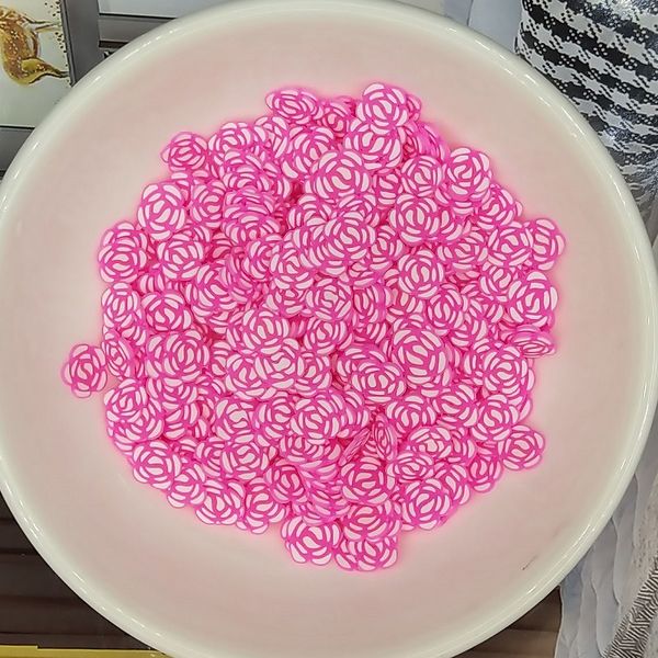 100g Crafts 5 mm Miniature Polymer Argile Rose Flower Slices Sprinkles for Slime Nail Art Resin Crafts et DIY Crafts Accessoire