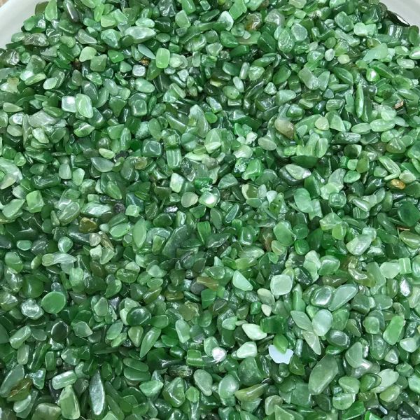 100g Green Jasper Crystal Gravel Mineral Crystal Pipe Perles à la maison ou à la fontaine décor tombe en pierre Degauss Healing Reiki