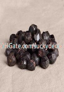 100g Small irrégulier Natural Natural non éréré Gems Garnet Garnet Crystal Rock Chunks Rough Red Garnet Loose Stone Mineral spécimen de janvier B4203682