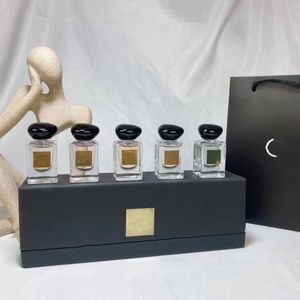 100 ml grand commerce de gros de parfum de marque transfrontalier Tanzanite parfum de malachite étranger si1: 1 parfum Luzhou parfum durable222