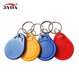 100 stks 13.56MHz IC M1 S50 Keyfobs Tags RFID Key Finder Card Token Accommodatiebeheer Sleutelhanger ABS Waterdicht