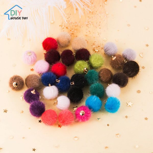 100pcs 15 mm couleur courtes boules en peluche pendentifs diy vêtements d'art accessoires boucles d'oreilles bijoux hangs anneaux pompoms matériaux