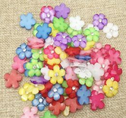 100pcs 15 mm résine en résine de résine de fleurs de perles de perles de perles à plat pour le scrapbooking artisanat accessoires de pince à cheveux 2150547