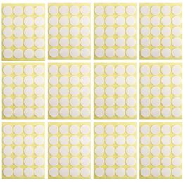 100pcs 20 mm Cougies d'autocollants Wick Resistance de chaleur Les autocollants double face adhèrent régulièrement dans des autocollants de cire chaude pour la fabrication de bougies