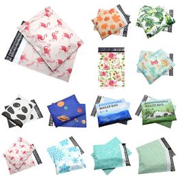 100pcs 37 25 5cm Sac d'emballage Flamingo Floral Leaf Courrier Bag Poly Mailer Self Seal Plastic Mailing Express Storage Bag Custom 2241C