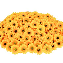 100 piezas de 4.5 cm Mini Silk Flower Flowers Artificial Head para fiesta de bodas Decoración del hogar Diy Corona de recortes Flores falsas