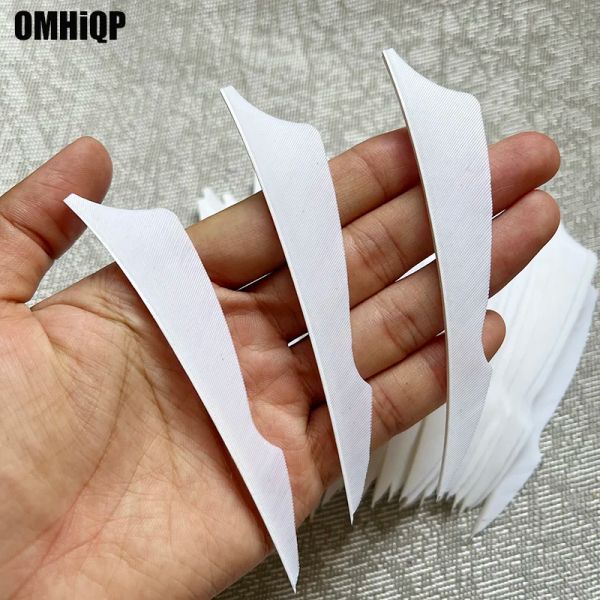 100pcs 4 pulgadas Derecha/ala izquierda Flecha de pavo natural Flechas Archery Partes de bricolaje Flething Fletching White Sting