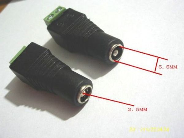 100 terminales hembra de enchufe de alimentación de CC de 5,5 x 2,5 mm.