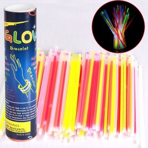 100PCS 7 Color Glow Safe Light Stick Collar Pulseras Fluorescente para eventos Suministros festivos para fiestas Decoración de conciertos