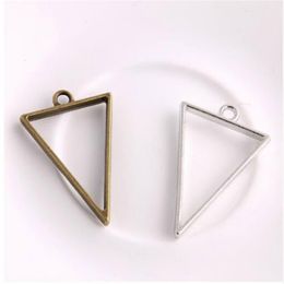 100 Pcs alliage Triangle charmes Creux colle blanc plateau lunette Réglage Antique argent Charmes Pendentif Pour La Fabrication de Bijoux résultats 39x25m329w