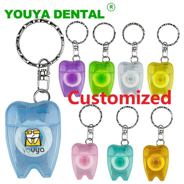 100pcs Keychain dentaire dentaire avec une chaîne de clé dentaire Chaîne de clés Interdentation Brousque dentaire Nettoyage de dents 15 m fil Personnalisé 240422