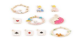 100 pcs diy accessoires Elaspllok Squirrel Alice in Wonderland Bunny Charms Delicate KC Golden Series oorbellen Bracelet Pendant4001145